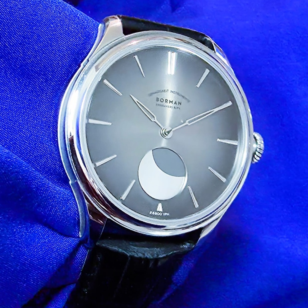 Borman Moonphase Automatic Mens Watch 50M
Amazing looking watch